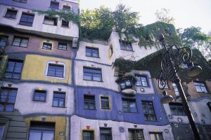 00000026220-hundertwasserhaus-in-vienna-oesterreich-werbung-diejun